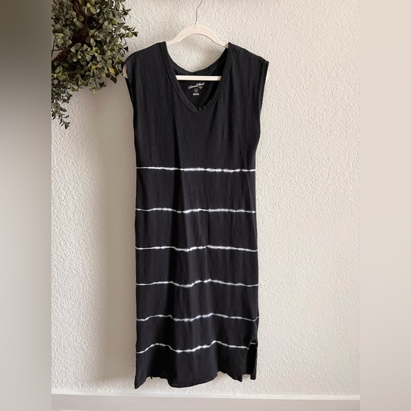 Universal Threads long t-shirt dress - Picture 1 of 3